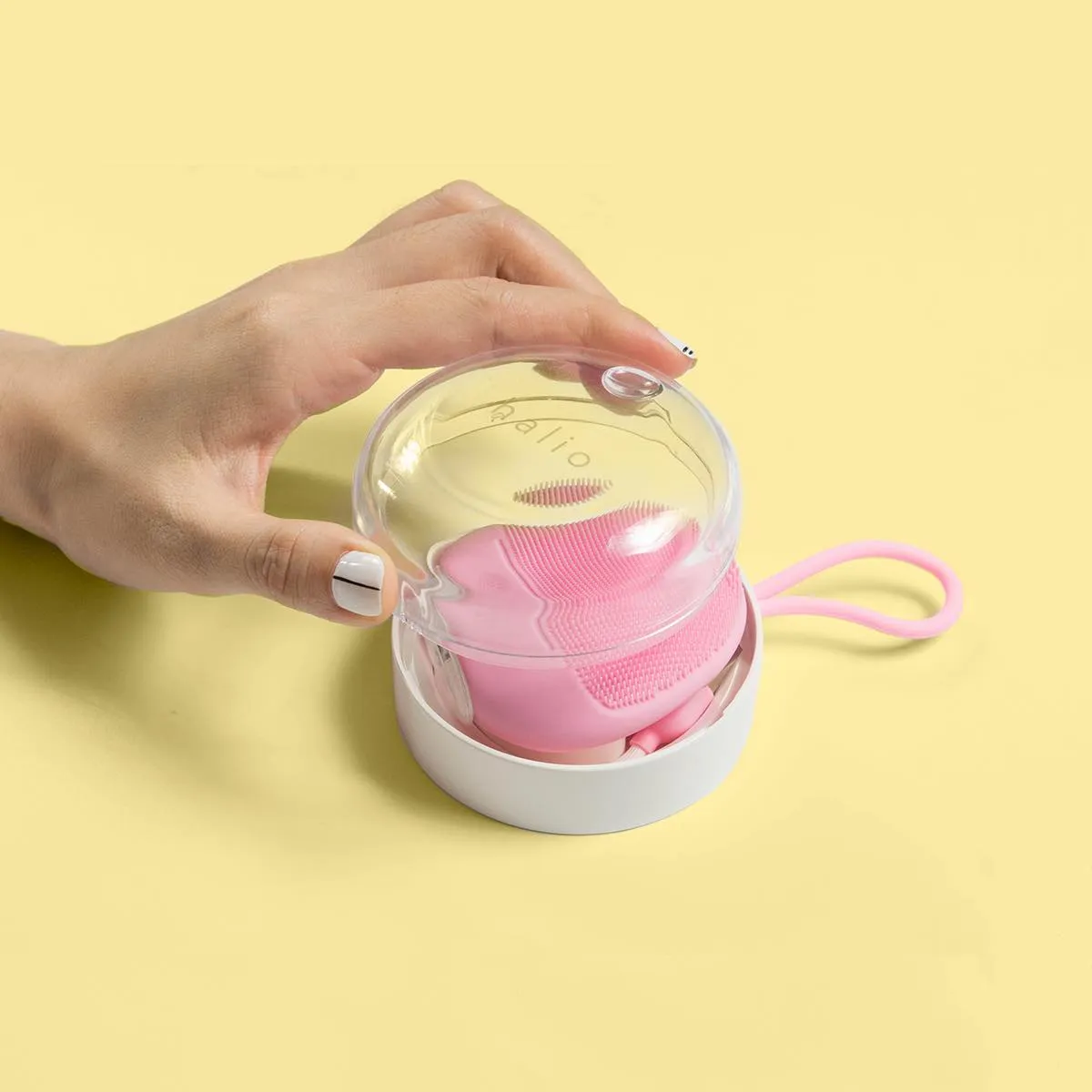 Máy rửa mặt hiện đại làm sạch sâu