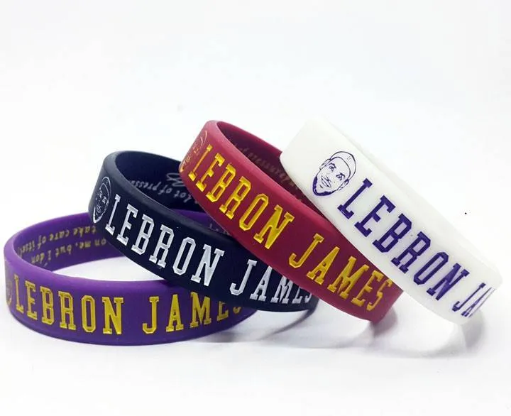 Vòng tay cao su in tên danh thủ