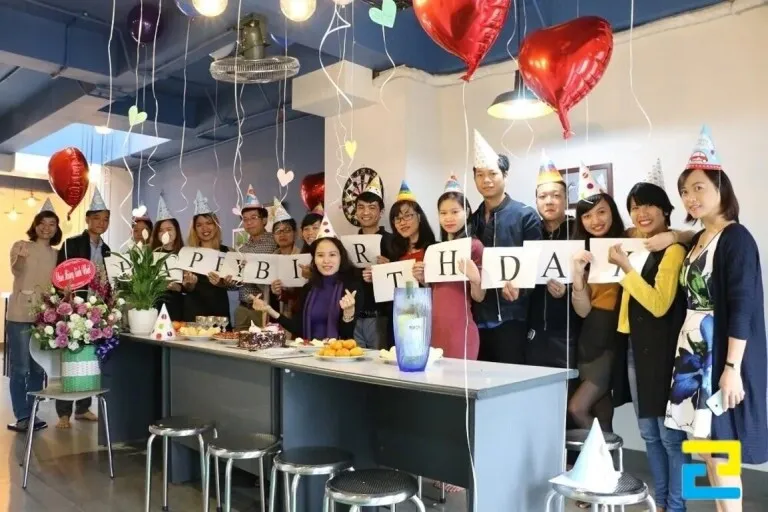 Sự xuất hiện của những người thân yêu nhất luôn là niềm vui bất ngờ khôn tả đối với bất kỳ vị sếp nào