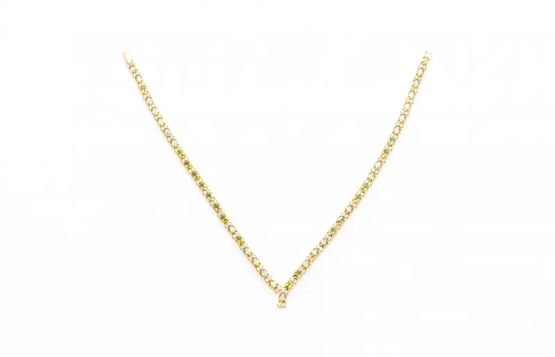 quà tặng sinh nhật mẹ dây chuyền vàng sang trọng và tinh tế.