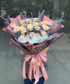 Bó hoa hồng mix sắc màu tươi mới