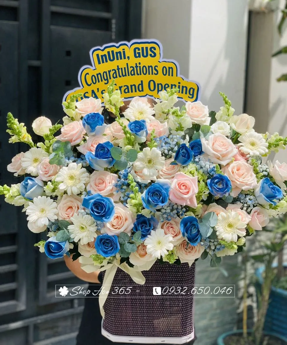 Lẵng hoa cao cấp phối màu tinh xảo