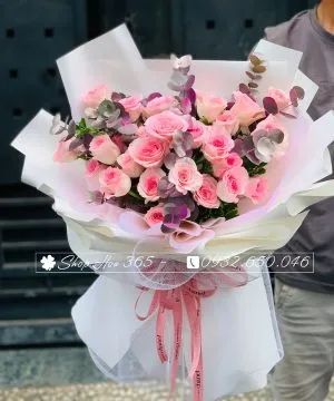 Bó hoa kẹo ngọt dành cho những người sếp trẻ trung