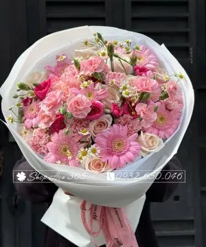 Bó hoa đồng tiền đỏ mang lại tài lộc cho cấp trên