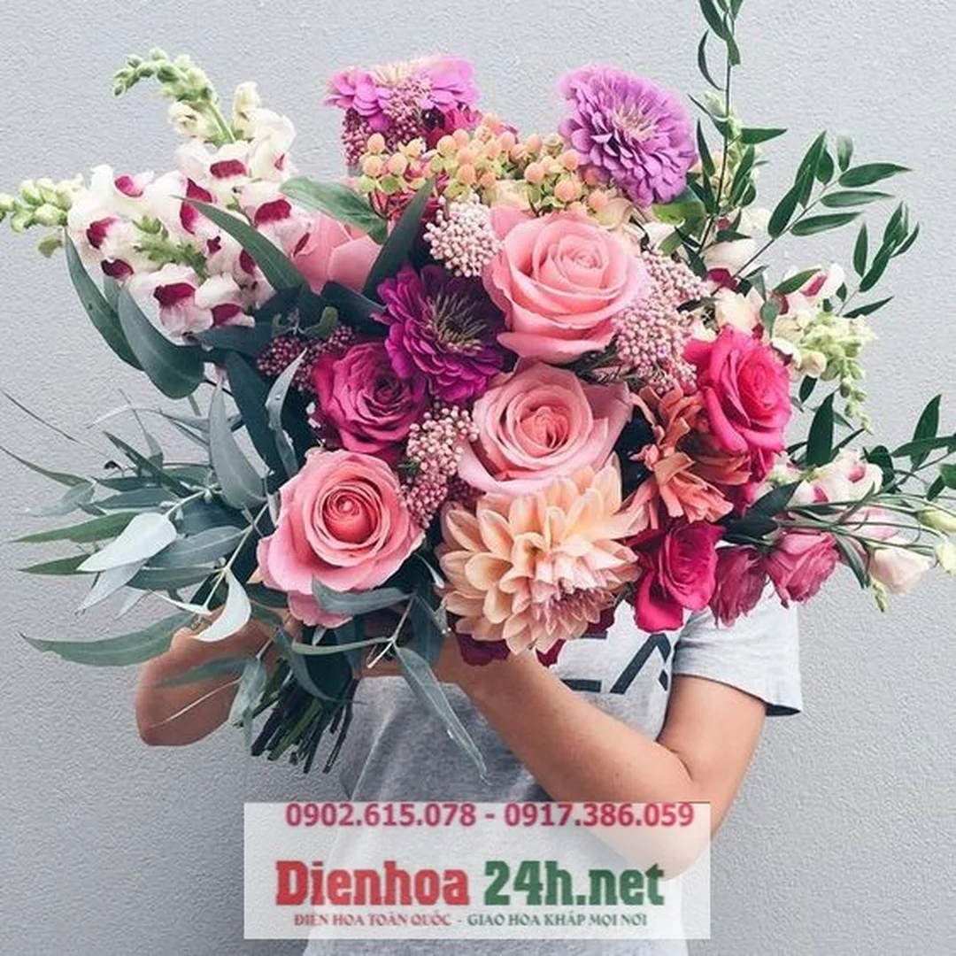 Gợi ý ghép lời chúc mừng sinh nhật bé 6 tuổi với quà và thiệp