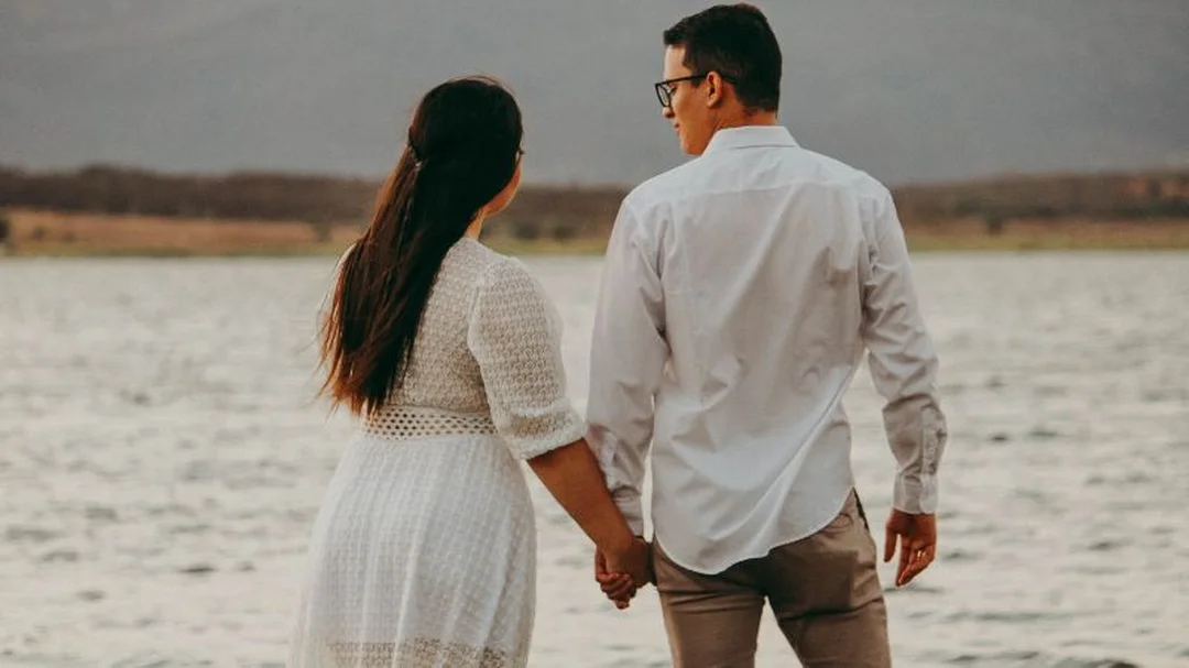 stt hay về vợ chồng con cái với cách viết dễ chạm cảm xúc stt hay về vợ chồng con cái với cách viết dễ chạm cảm xúc